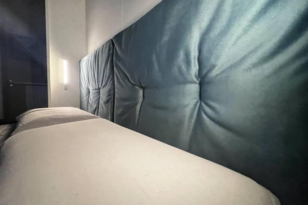 Urban House - Comfy Flat Navigli Milan Center Apartment Luaran gambar