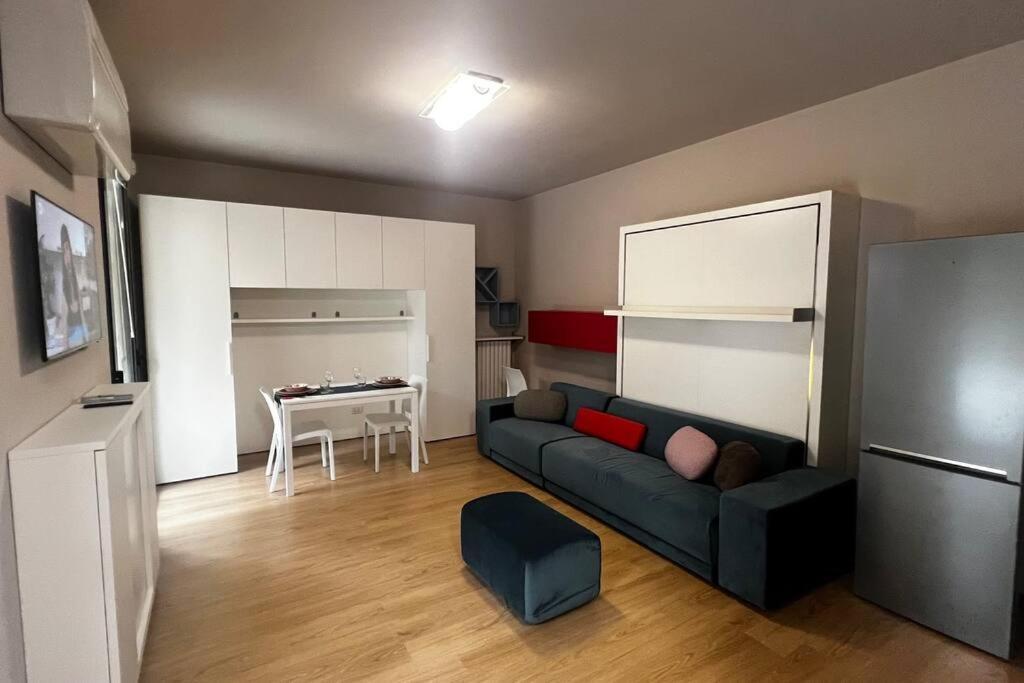 Urban House - Comfy Flat Navigli Milan Center Apartment Luaran gambar